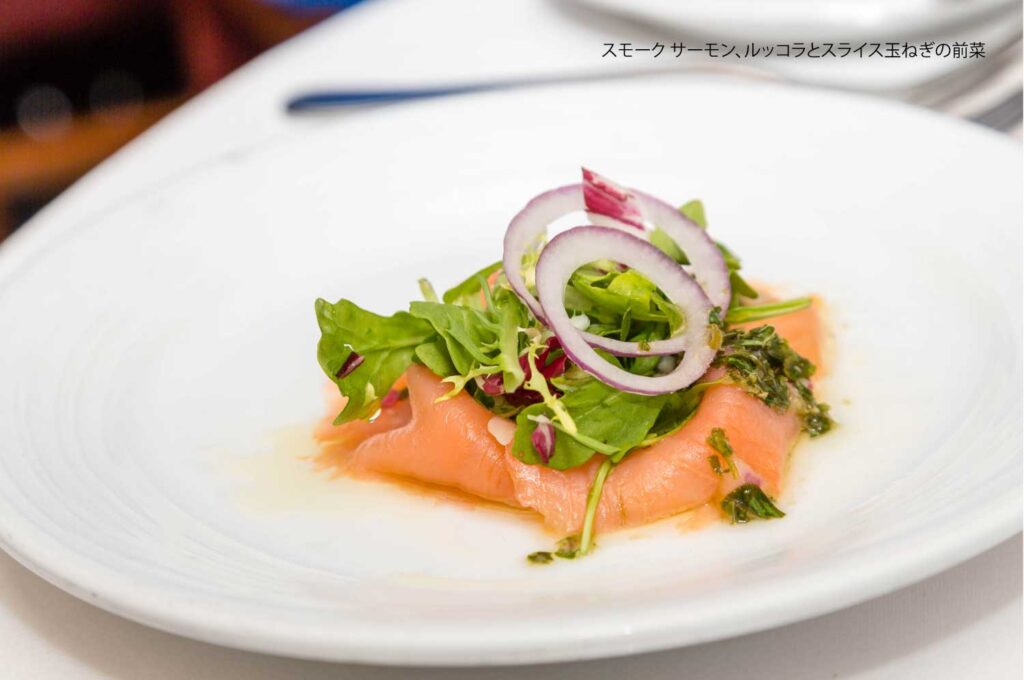 桃ドレッシングと料理 ロジュフード ドレッシング